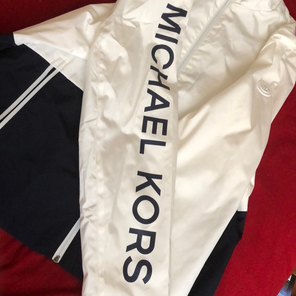 Micheal Kors jacket - Picture 3 of 7